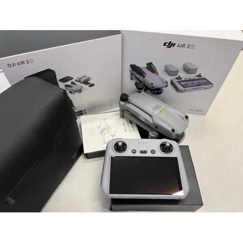 Квадрокоптер DJI AIR 2S Fly More Combo (пульт DJI RC с экраном) в Подольске