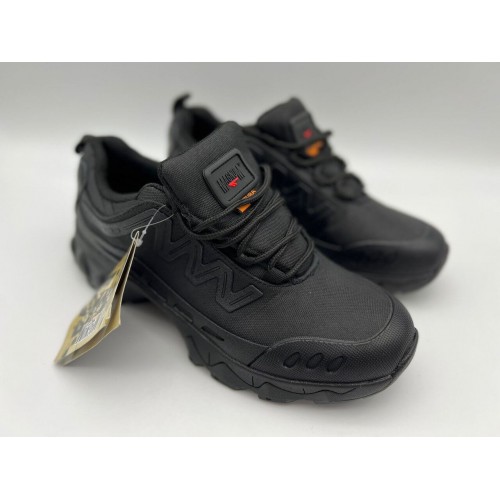 Треккинговые кроссовки «MAGNUM» летние в Подольске