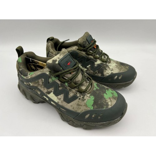 Треккинговые кроссовки «MAGNUM» летние в Подольске